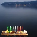 Little Suite On Lake Maggiore 아파트