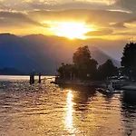 Little Suite On Lake Maggiore Apartment *