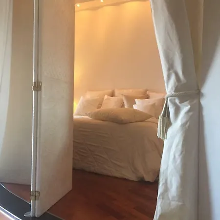Little Near Apartment *