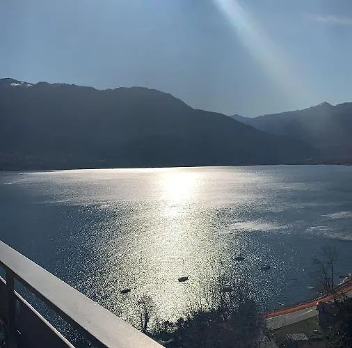 Little Suite On Lake Maggiore *