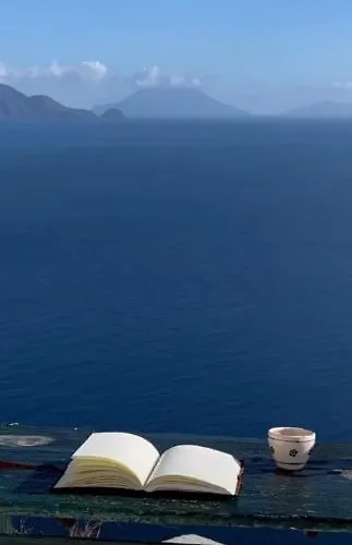 Little Near Maggiore Βερμπάνια