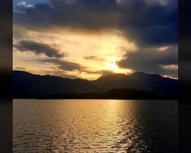 Little Suite On Lake Maggiore Lejlighed