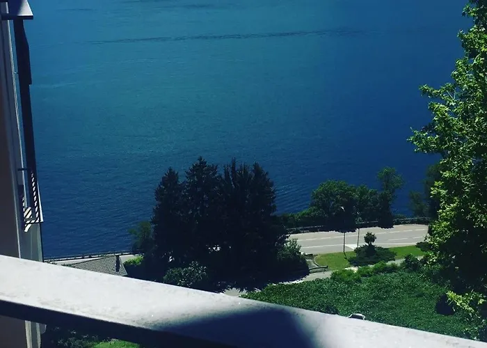 Little Suite On Lake Maggiore Lejlighed