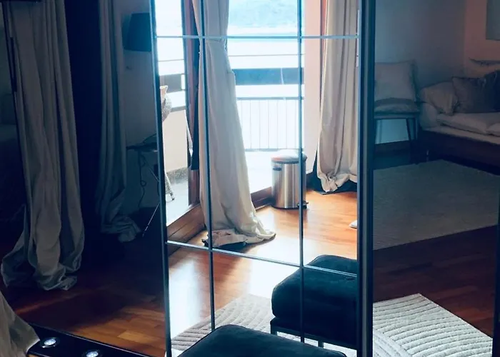 Little Suite On Lake Maggiore