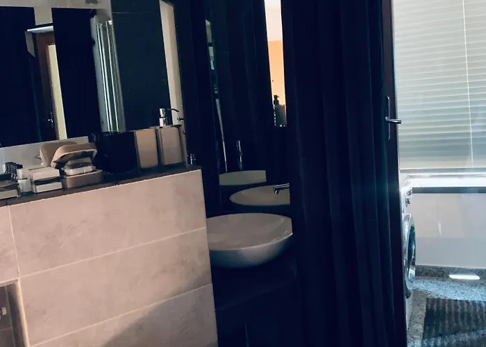 Little Suite On Lake Maggiore